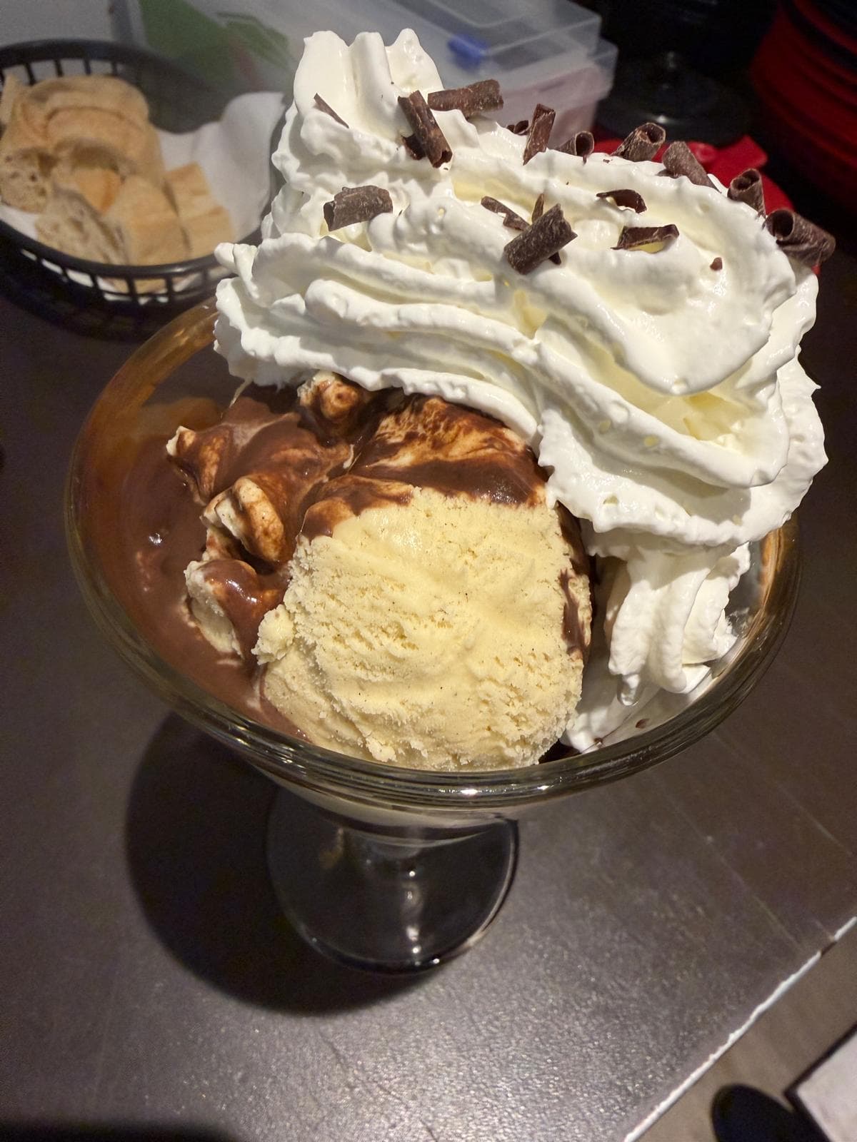 Coupe de glace et chantilly